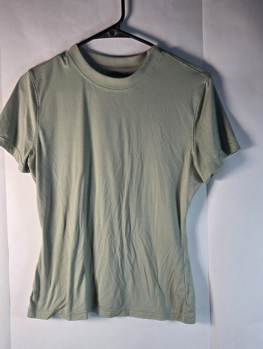 7 Diamonds Short Sleeve Crewneck T-Shirt in Sage Green